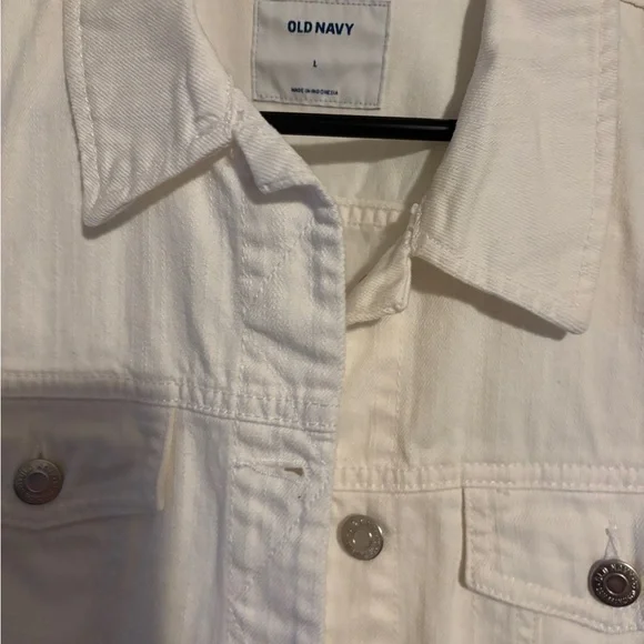 Old Navy White Jean Jacket Classic Design, Size Large, NWOT - Picture 3 of 3